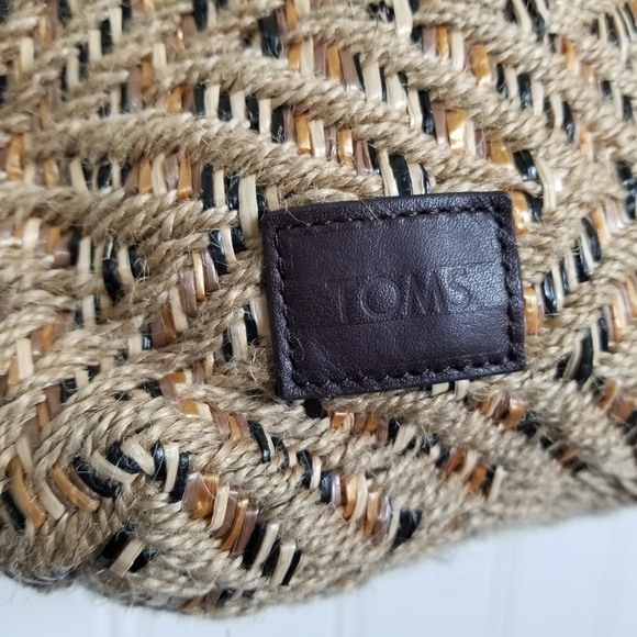 TOMS Island Chevron Woven Straw Large Tote Bag - Picture 6 of 16